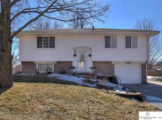 21201 Welsh Rd, Elkhorn, NE 68022