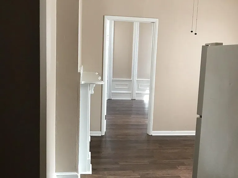 155 N 21st St #2R — Photo 5