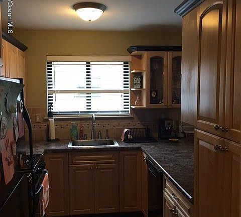 3rd image of 140 #1000 Delaware Trl