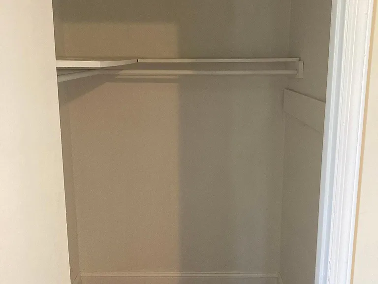 3221 Atkins Dr — Photo 11