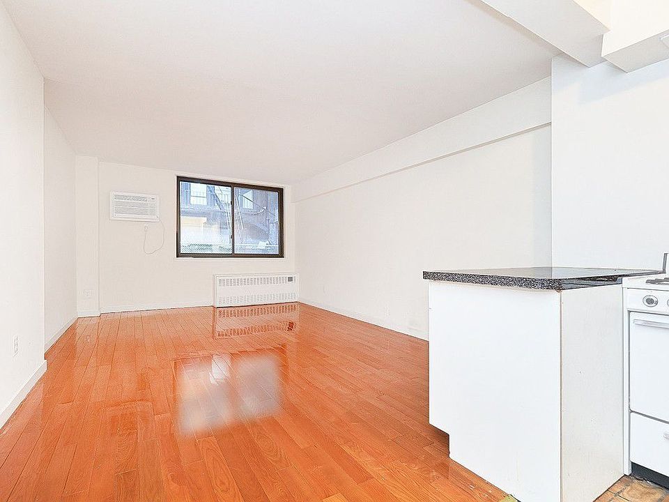 1st image of 9 E 32nd St APT 2A