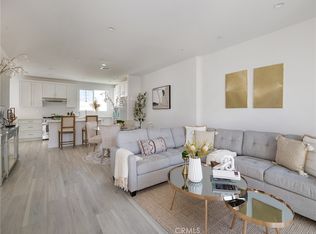 121 E 223rd St #3, Carson, CA 90745