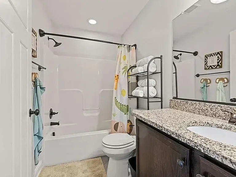 127 Portico St — Photo 9
