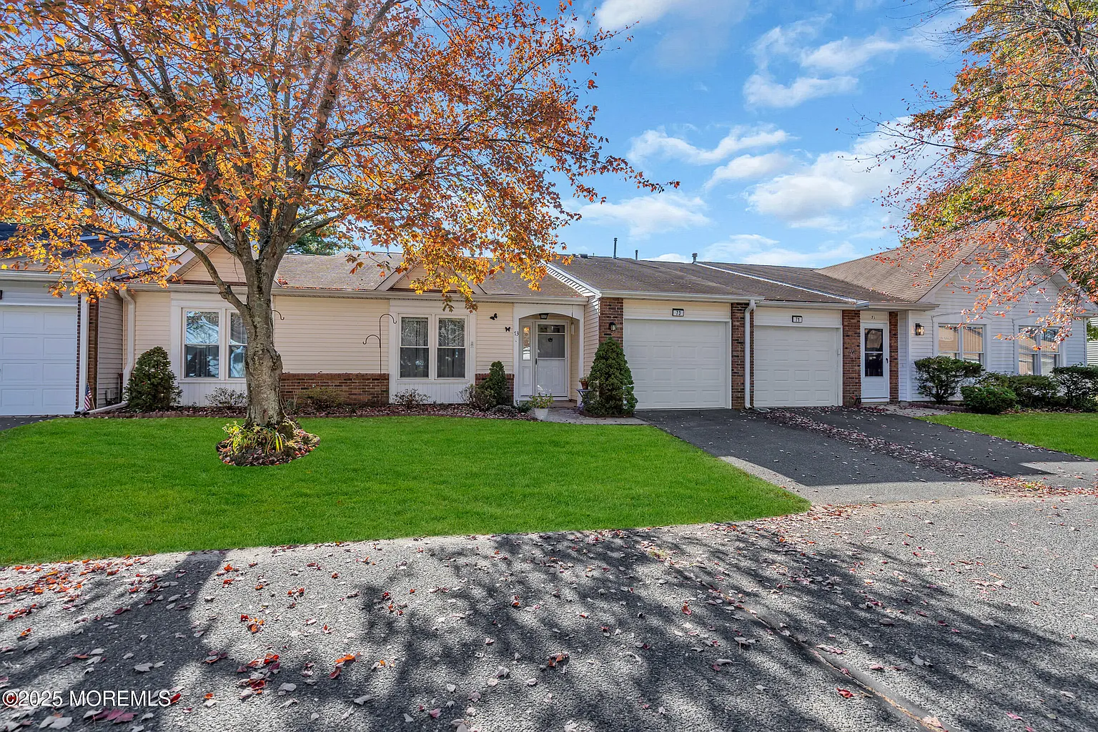 73 Jean Street photo 1