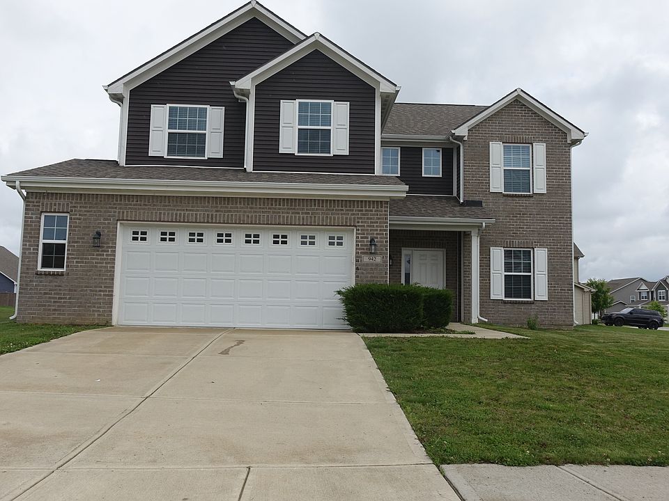 1st image of 942 Maple Stone Dr