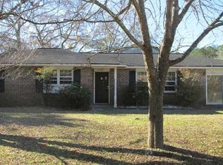 7747 Nellview Dr, North Charleston, SC 29418