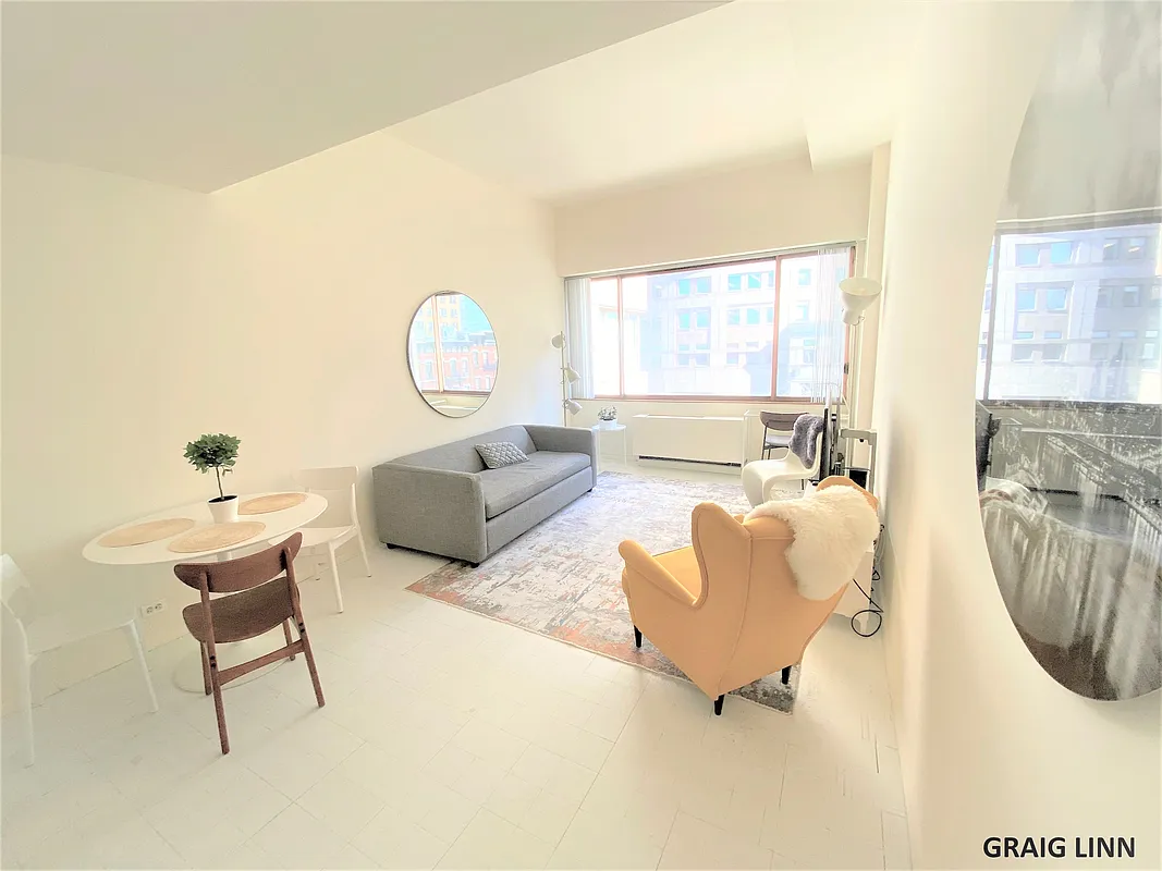 350 West 50th St Unit 6I  