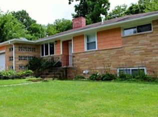 5715 Somerset Rd, Riverdale, MD 20737