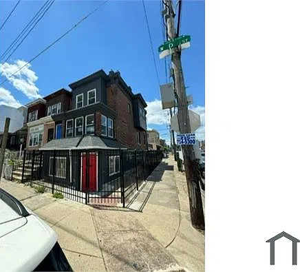 2 bed, 1736 sqft, $1,900 — Photo 1