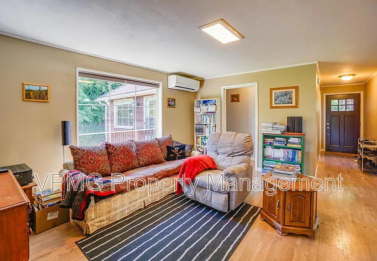3956 Columbia Heights Rd — Photo 23