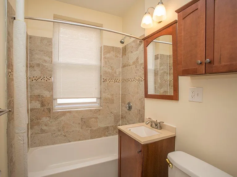 137 Highland Ave #6 — Photo 7