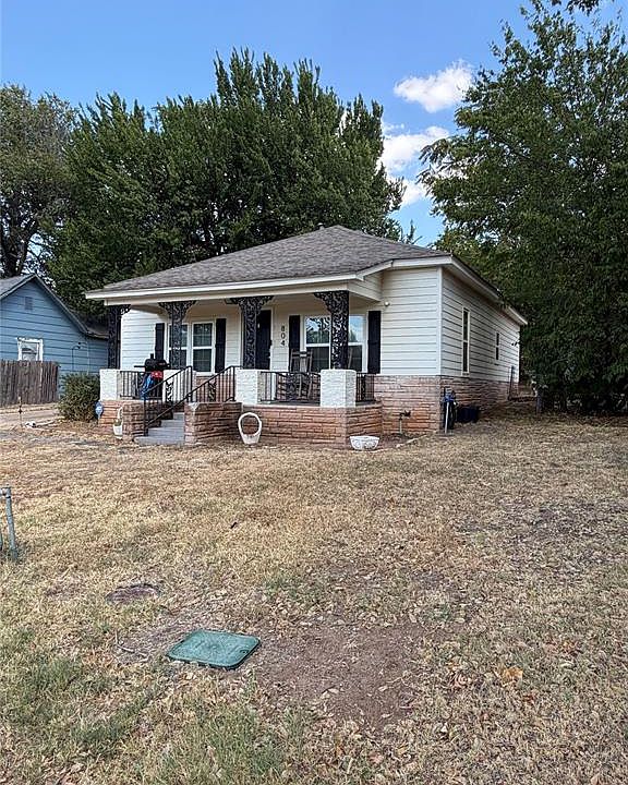 1st image of 804 N Admire Ave