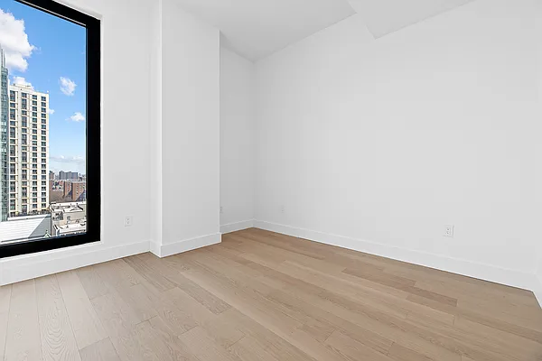 Rented by West 124th Manager LLC | media 35