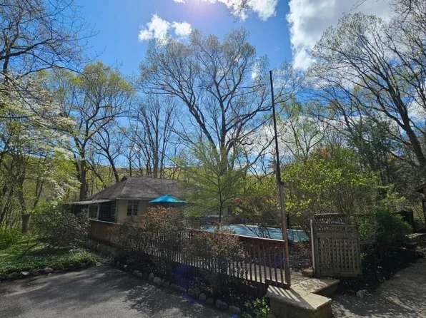 540 Paterson Hamburg Tpke, West Milford Twp., NJ 07480