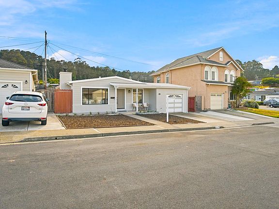 3rd image of 202 Mansfield Dr
