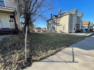 678 Lawson Ave E, Saint Paul, MN 55106