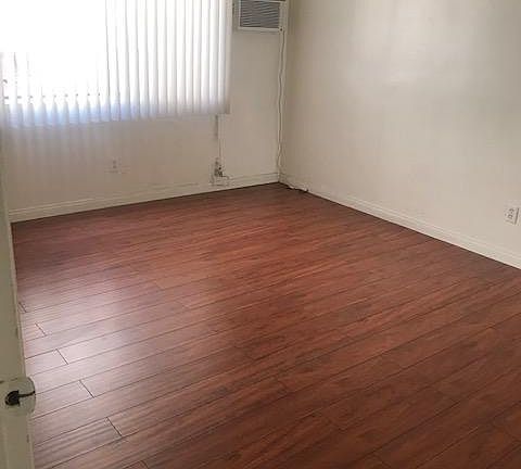 3rd image of 1313 S Bundy Dr APT 9
