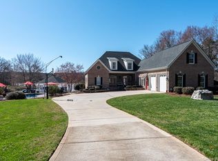 201 Riverfront Dr, Belmont, NC 28012