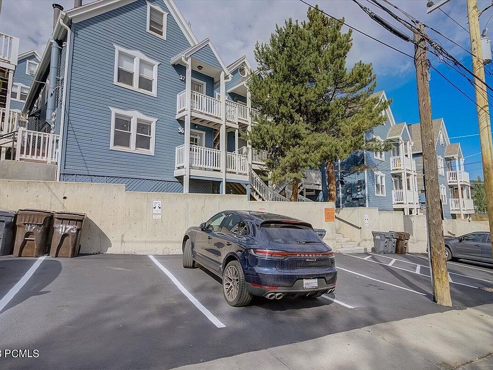 1st image of 1150 Empire Ave #36