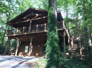 921 Black Branch Rd, Rabun Gap, GA 30568