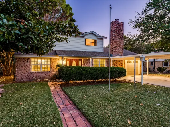 241 Straw Rd, Saginaw, TX 76179