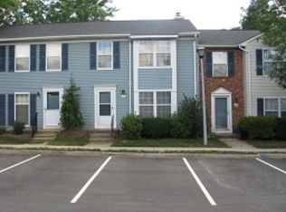 101 Prestbury Ln, Somerset, NJ 08873