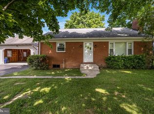 923 Hill Top Dr S, Spring Grove, PA 17362