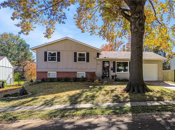 8925 W 101st St, Overland Park, KS 66212