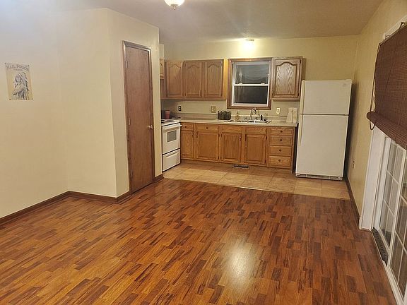 Kitchen, Dining