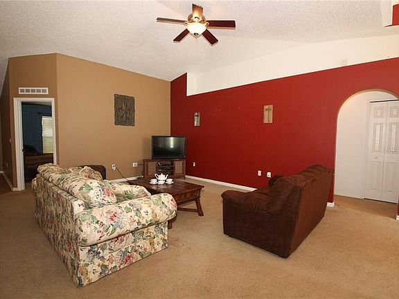 4th image of 168 Pinefield Dr
