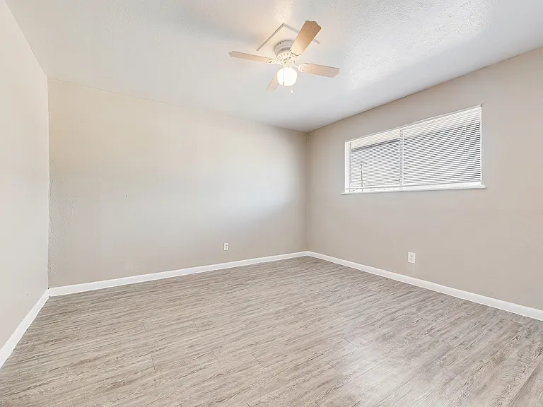 Orchard Hills Apartments Bedroom