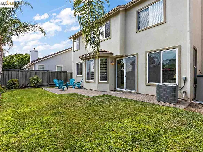 1208 Picadilly Ln — Photo 14