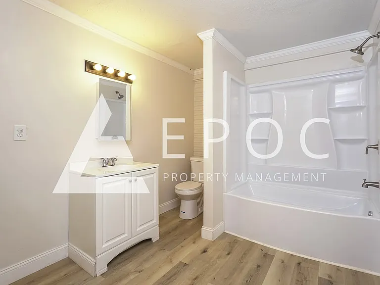 806 Lawsonville Ave — Photo 14
