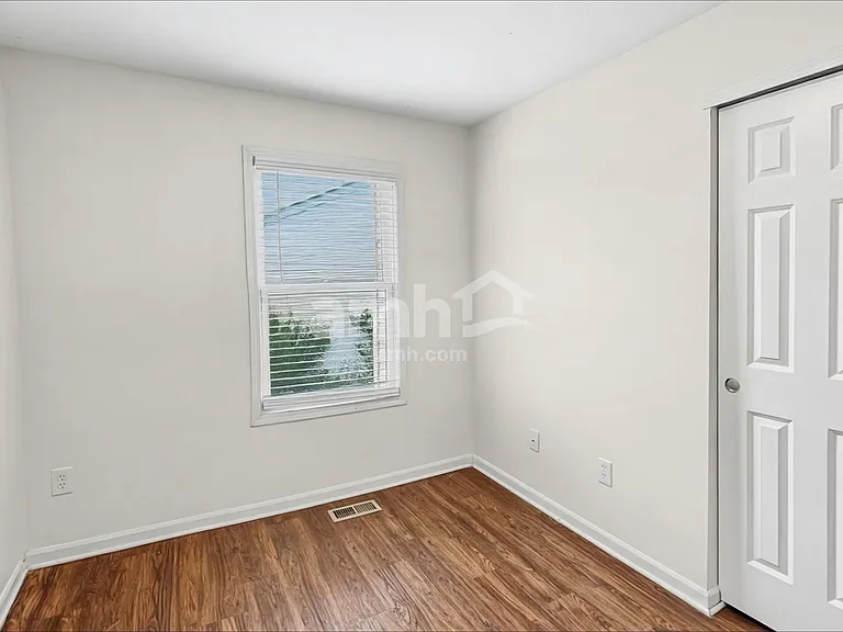 5545 Stevens Dr — Photo 16