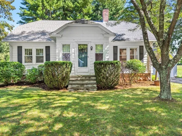 65 Walnut St, Shrewsbury, MA 01545