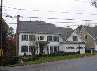 76 Riverside Ln, Riverside, CT 06878