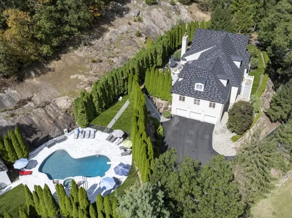 49 Cherokee Ct, Sparta Twp., NJ 07871