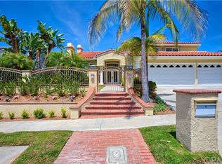 22 Mission Bay Dr, Corona Del Mar, CA 92625