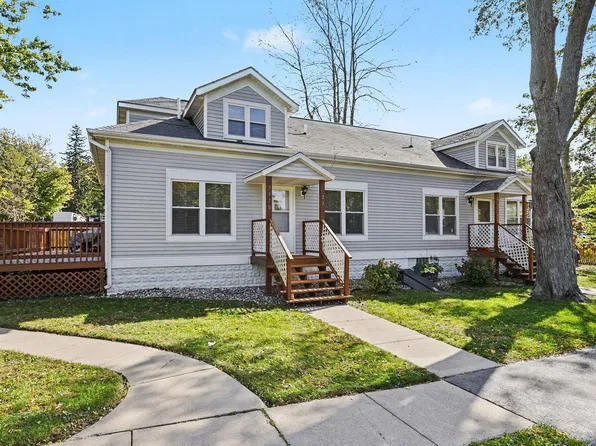 7370 N North Shore Dr #23, South Haven, MI 49090