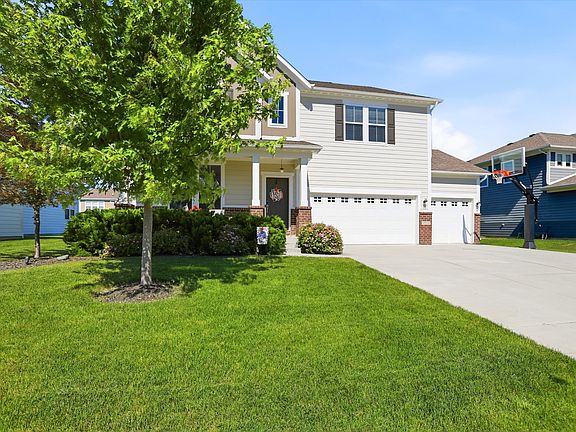 2nd image of 10540 Meriman Ct