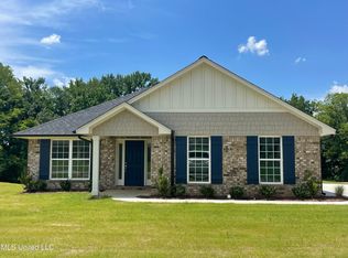 7807 Mary McCoy Dr, Horn Lake, MS 38637
