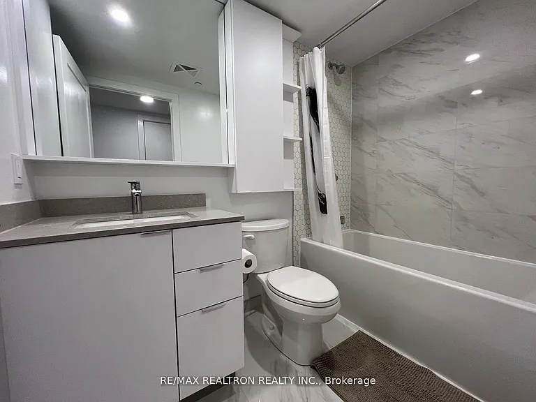 8 Cedarland Dr E #622 — Photo 14