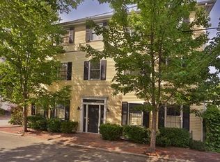 15 Beck St, Newburyport, MA 01950