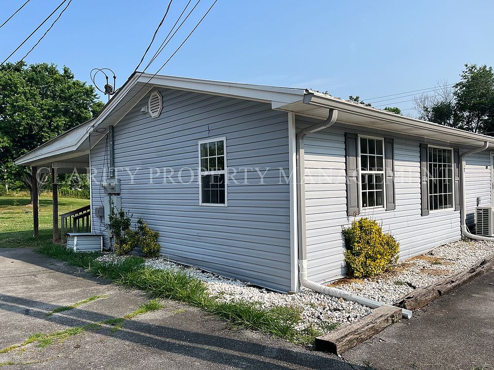 1st image of 221A Hughes Ave NW