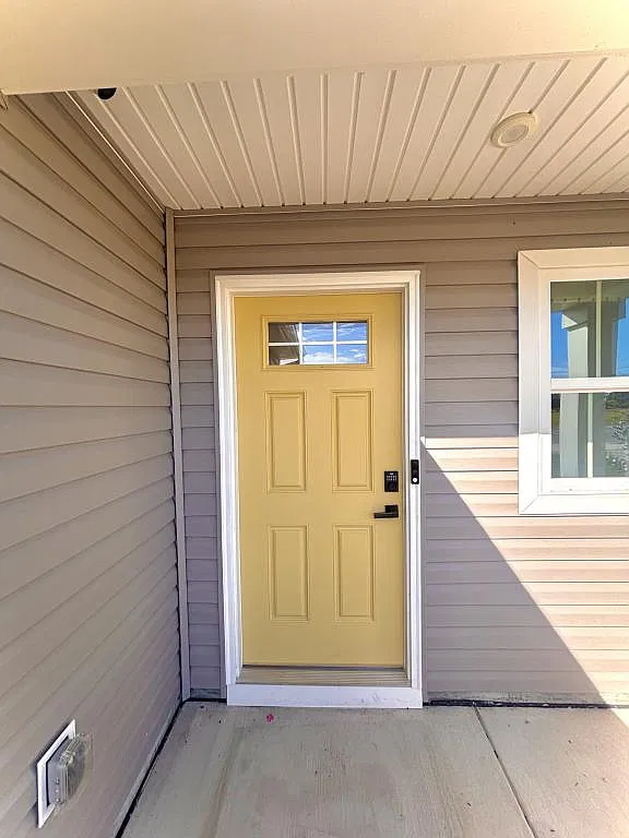 2039 Palm Mdws Wy — Photo 2
