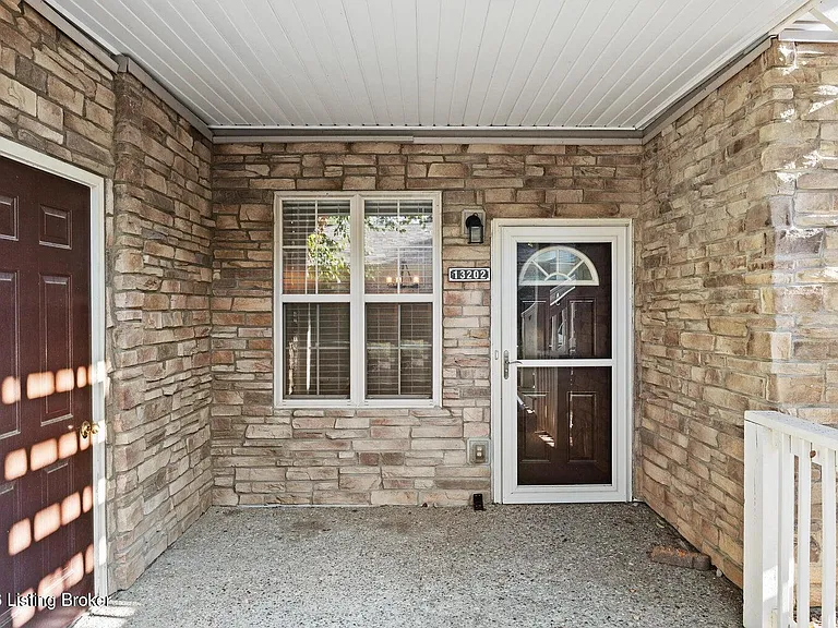 13202 Prospect Glen Way — Photo 3