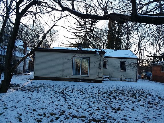 3rd image of 383 2nd Ave