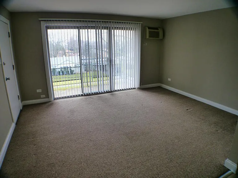 11937 S Hamlin Ave #3C — Photo 2