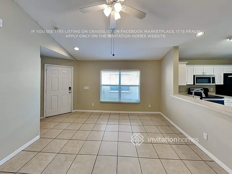 7462 Oxford Garden Cir — Photo 5