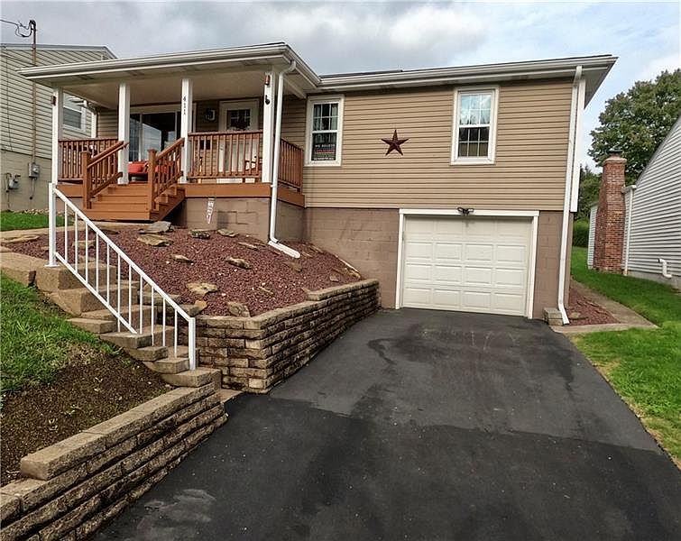 1st image of 411 Violet Dr